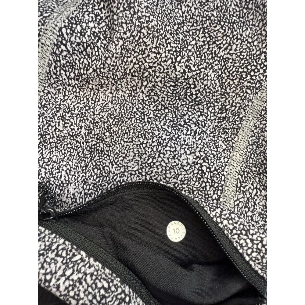 Lululemon Speckled Black‎ & White Cropped Leggings Size 10
